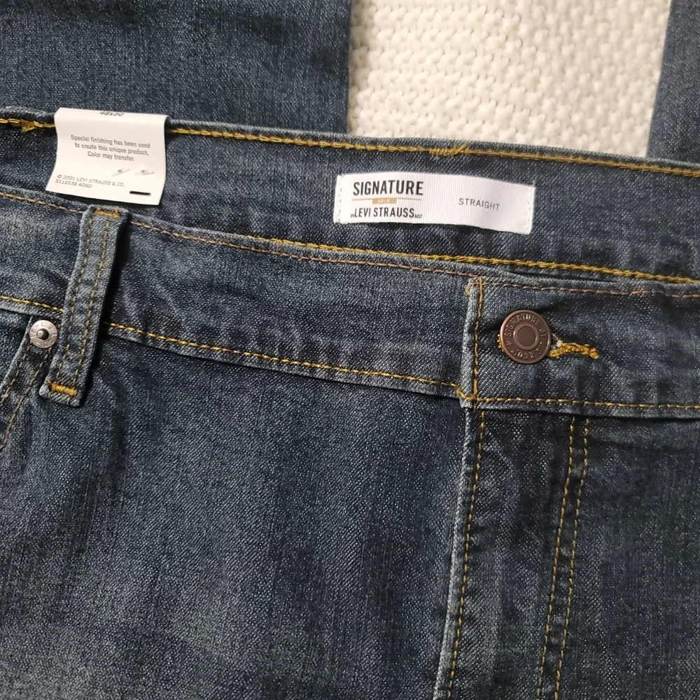 Signature by Levi Strauss signature by